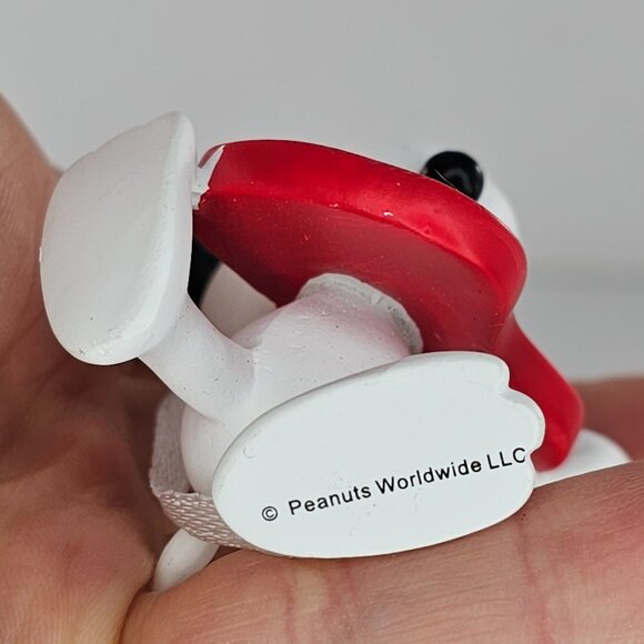 Hallmark Ornament 2016 Snoopy Playing Red Guitar Dog Peanuts - Picture 5 of 6